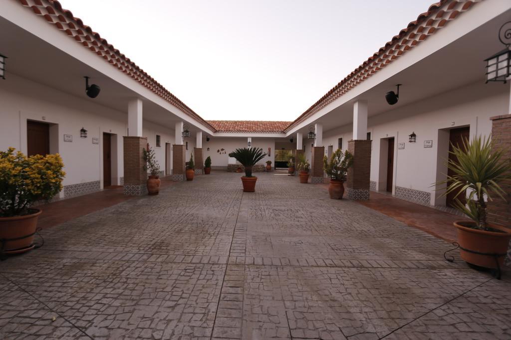 Hotel Rural Arroyo La Plata By Bossh Hotels Jerez De Los Caballeros Eksteriør bilde
