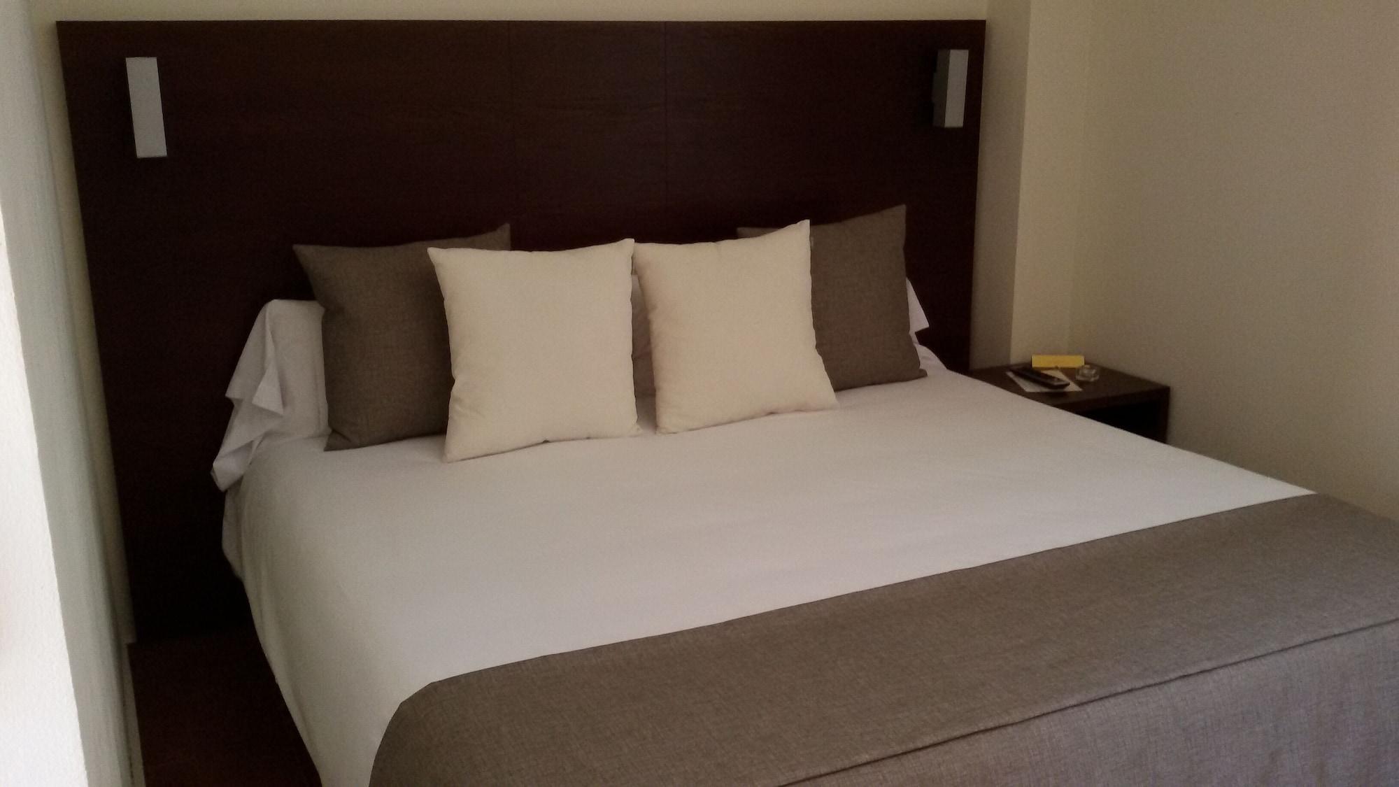 Hotel Rural Arroyo La Plata By Bossh Hotels Jerez De Los Caballeros Eksteriør bilde