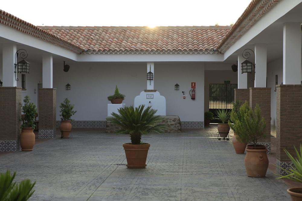 Hotel Rural Arroyo La Plata By Bossh Hotels Jerez De Los Caballeros Eksteriør bilde